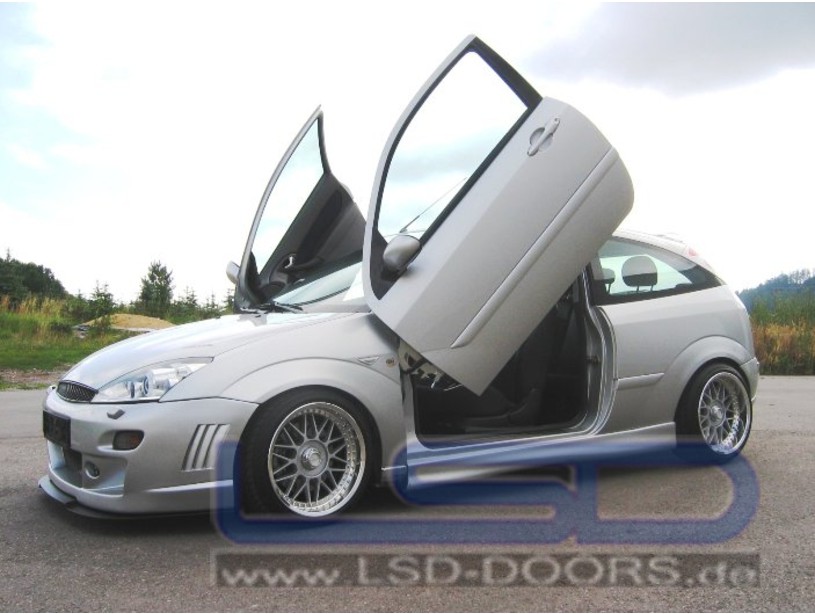 LSD Flügeltüren Ford Focus, 98-04 3trg